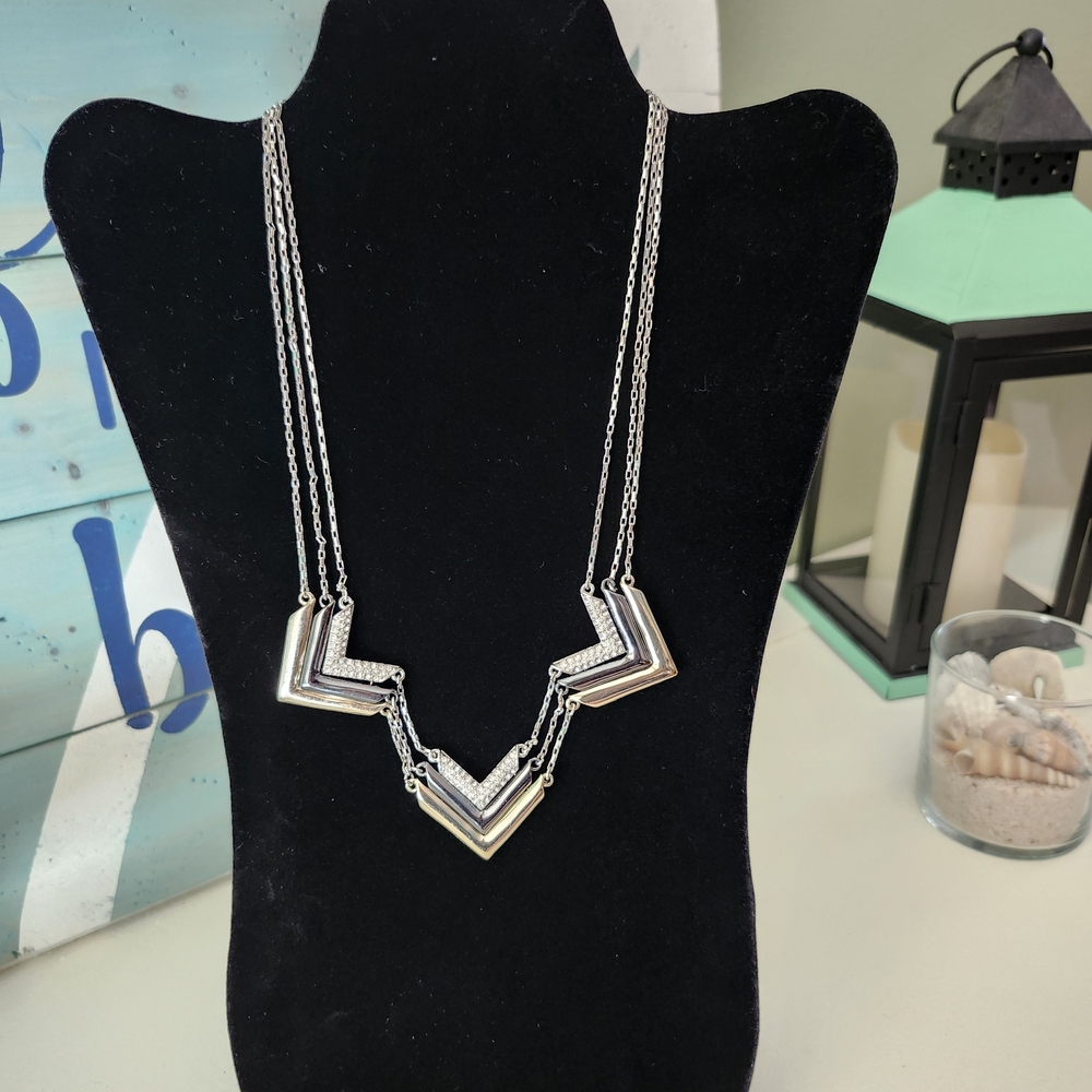 White House Black Market Silver Chevron Necklace